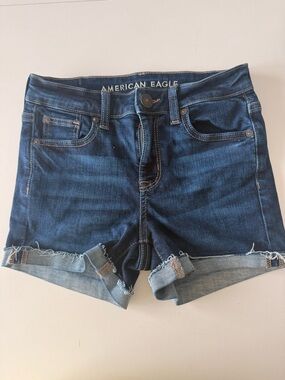 American Eagle Outfitters Dark Blue Rolled-Hem Denim Shorts SZ 0